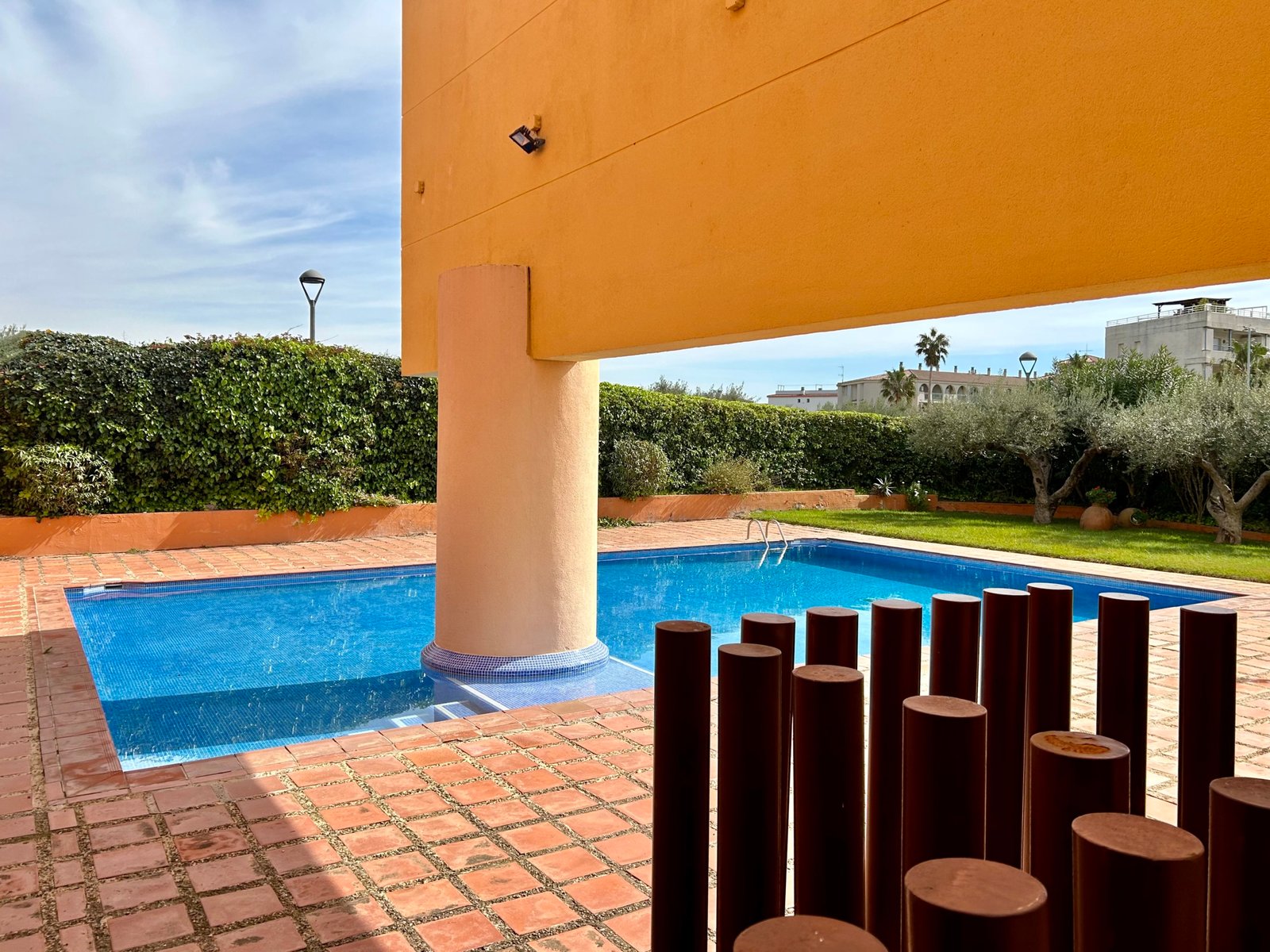 Casa adosada en venta en Vilafortuny piscina comunitaria