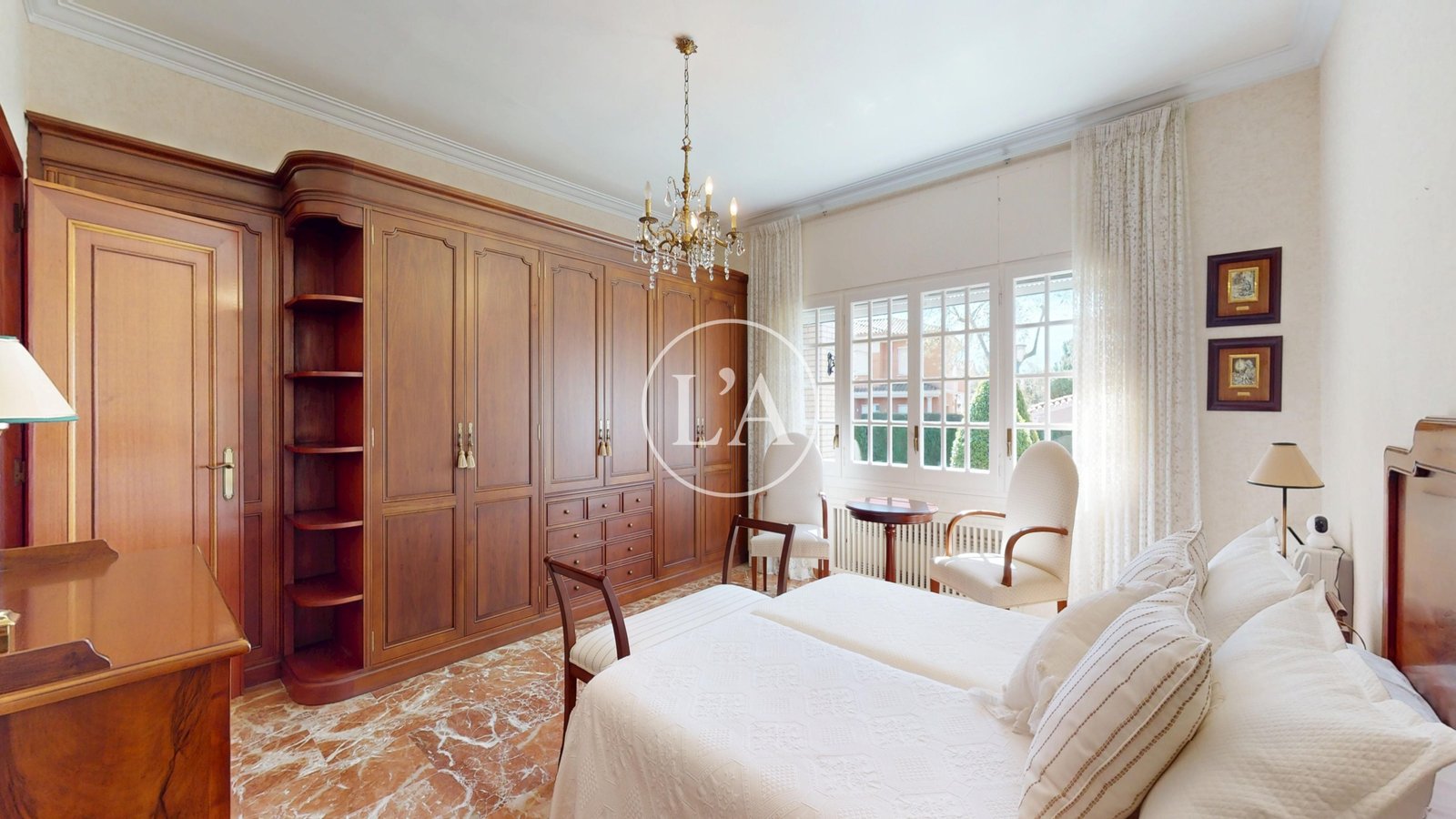 Casa unifamiliar exclusiva en Cambrils armarios suite