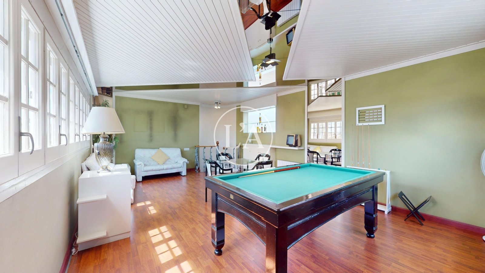 Casa unifamiliar exclusiva en Cambrils primera planta