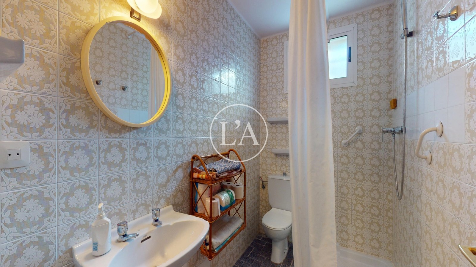 Casa unifamiliar exclusiva en Cambrils aseo