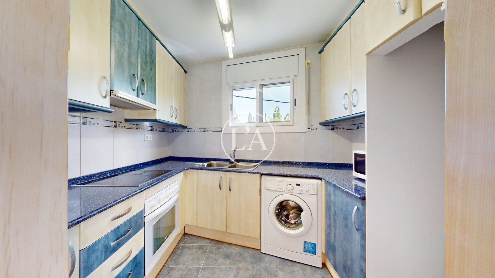Piso en Nou Cambrils en venta ventana cocina