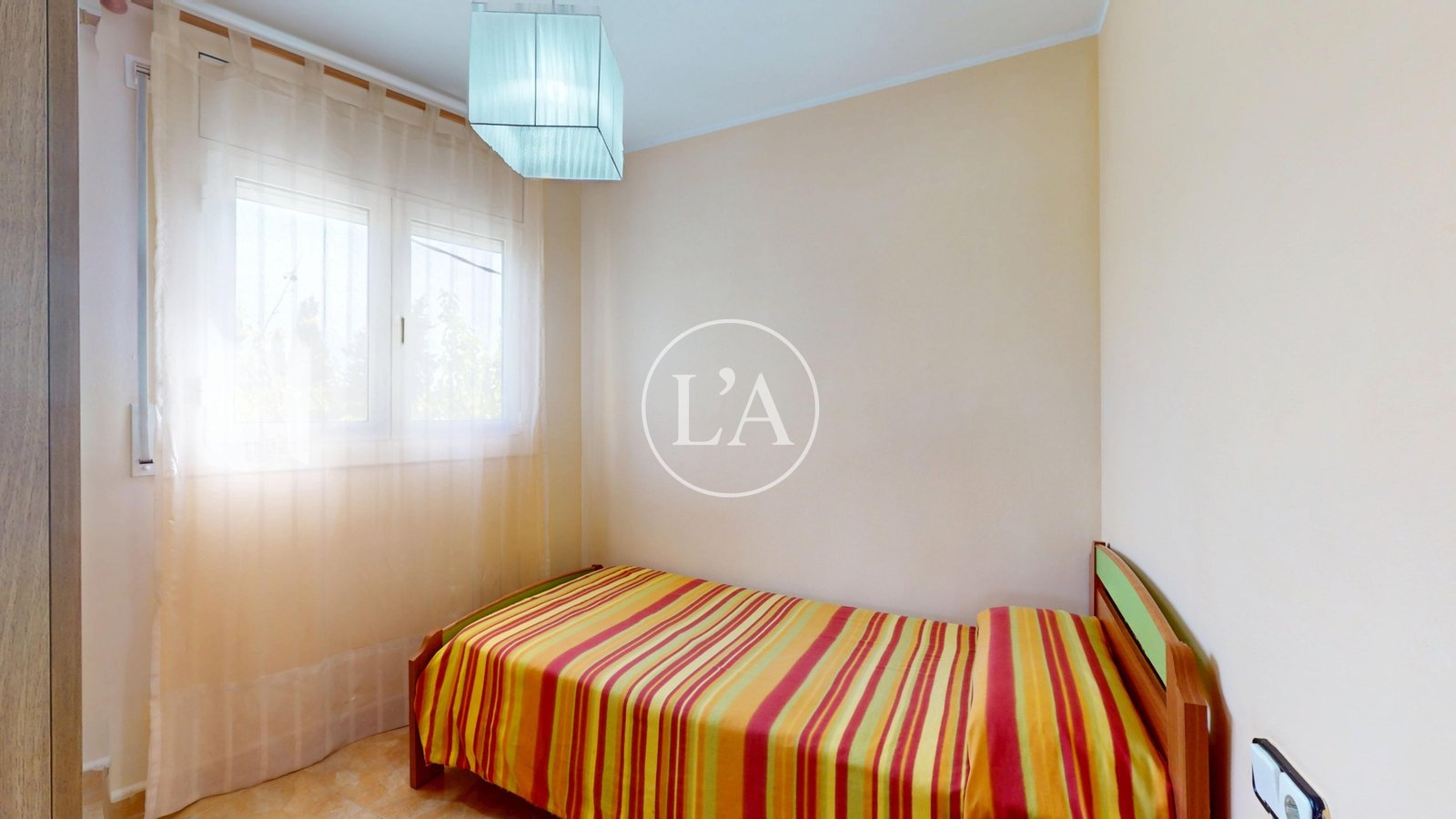 Piso en Nou Cambrils en venta cama segunda habitación
