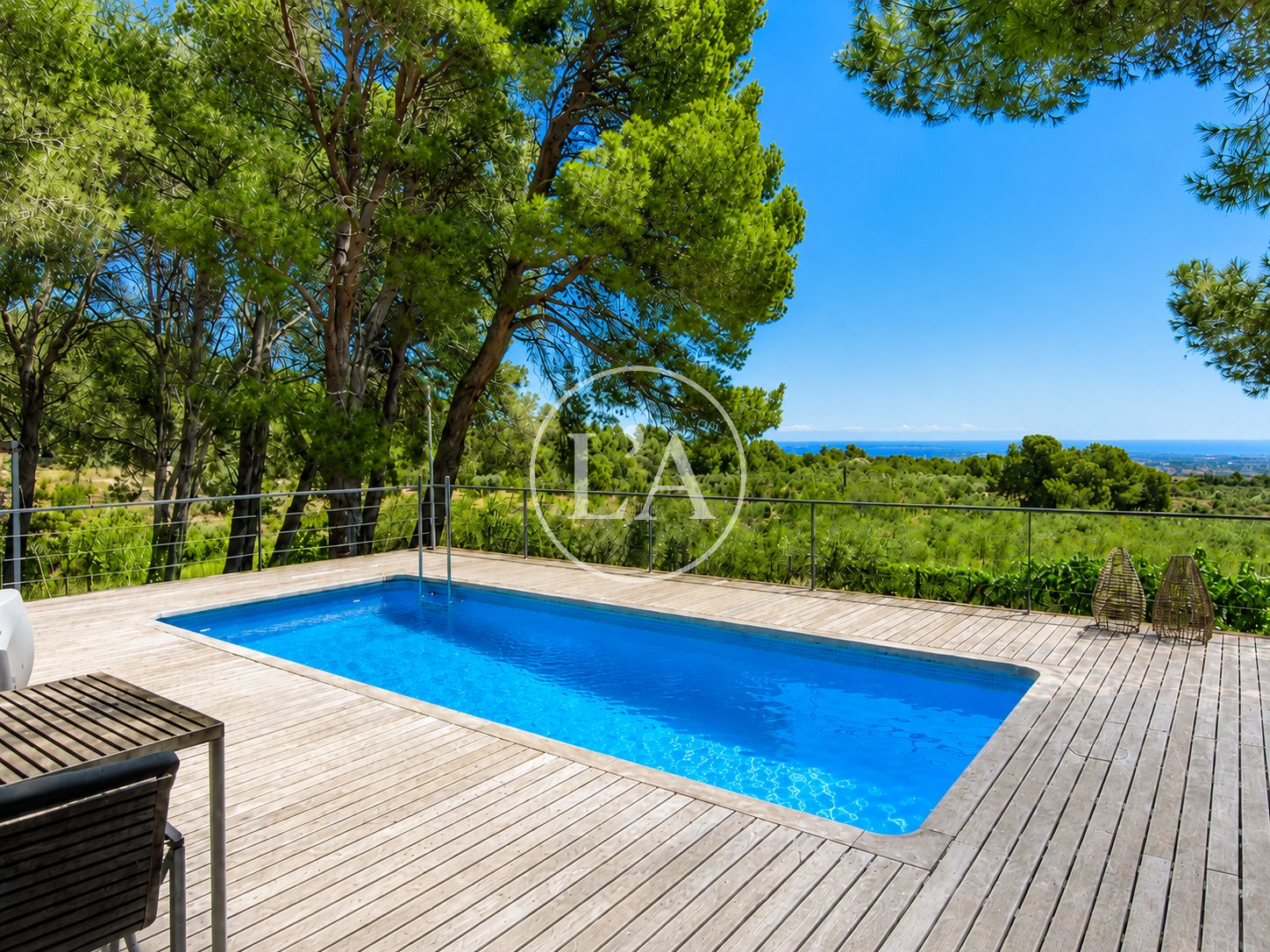 Chalet con piscina en Riudecanyes piscina