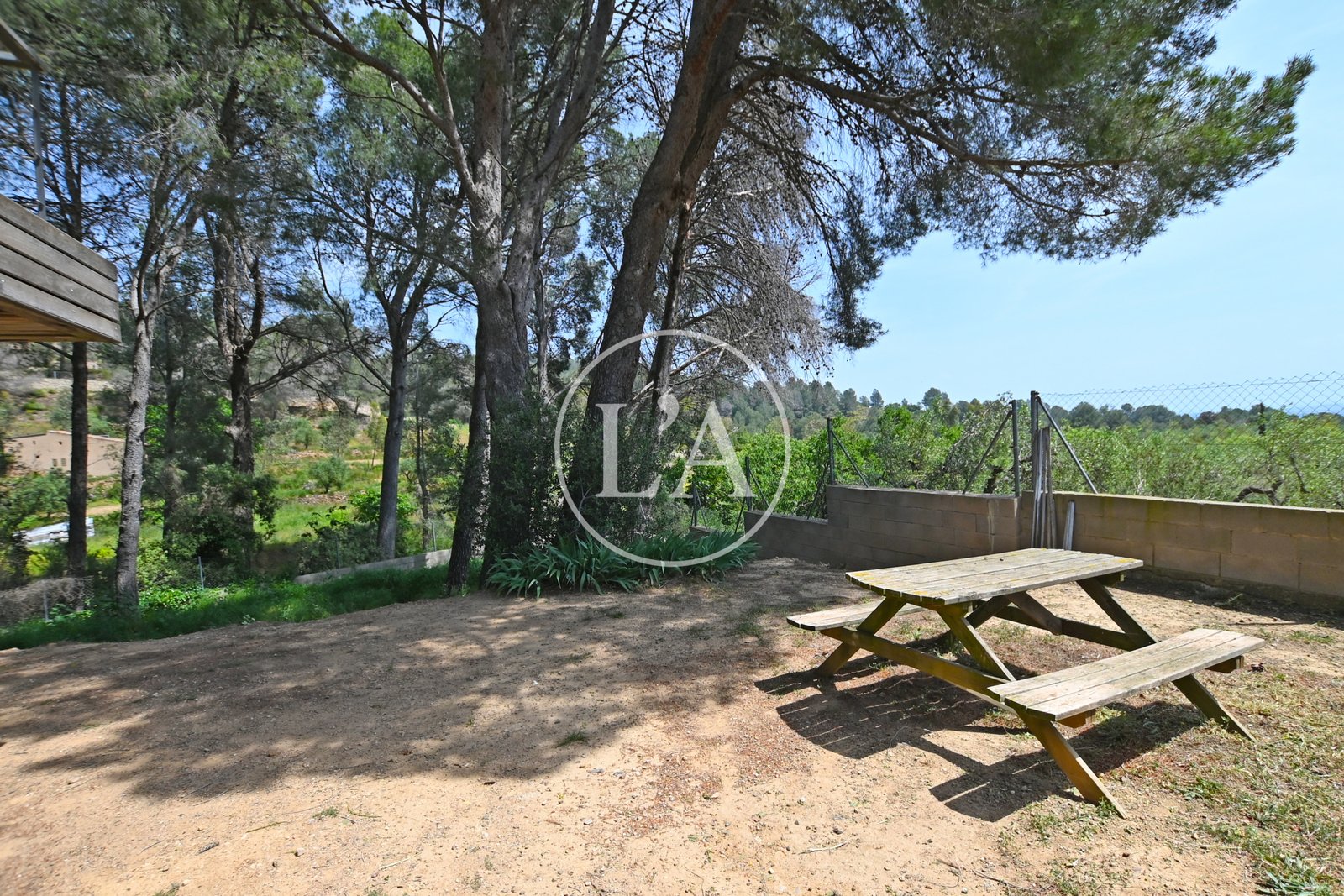 Chalet con piscina en Riudecanyes parcela