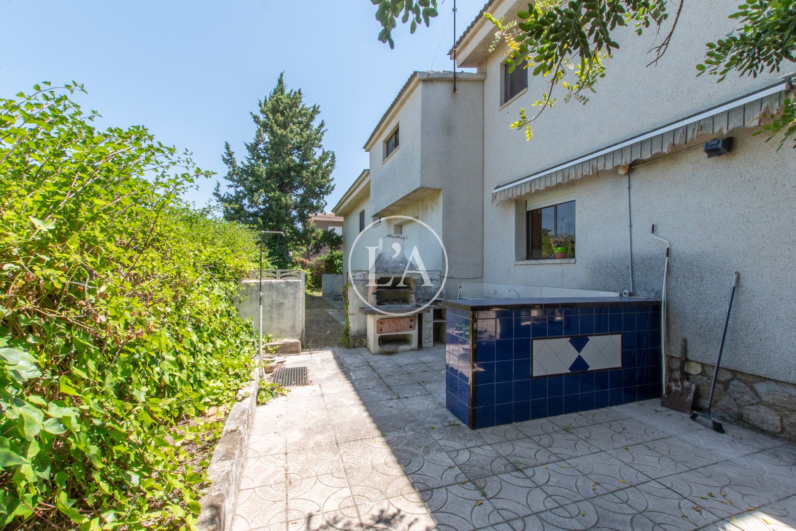 Casa en venta en Vilafortuny Cambrils parte trasera