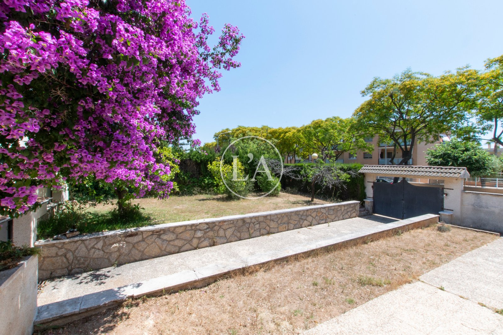Casa en venta en Vilafortuny Cambrils jardín completo