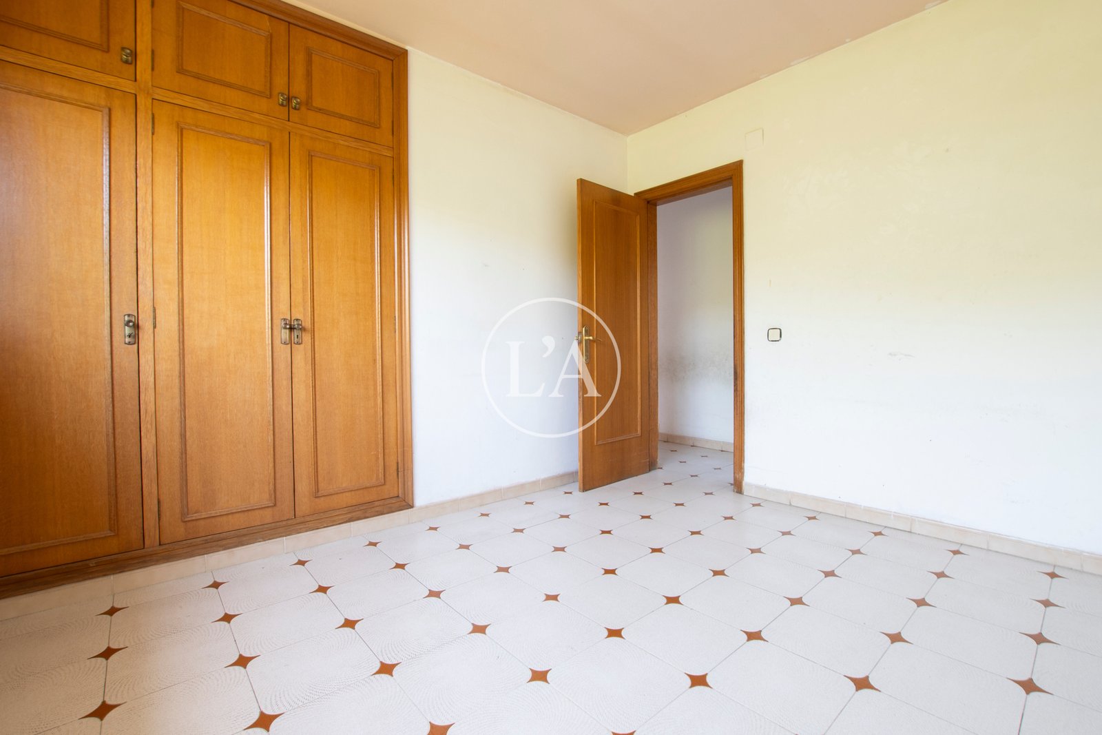 Casa en venta en Vilafortuny Cambrils habitación con armario