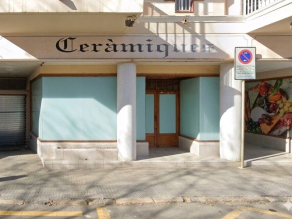 Local comercial en alquiler Cambrils fachada