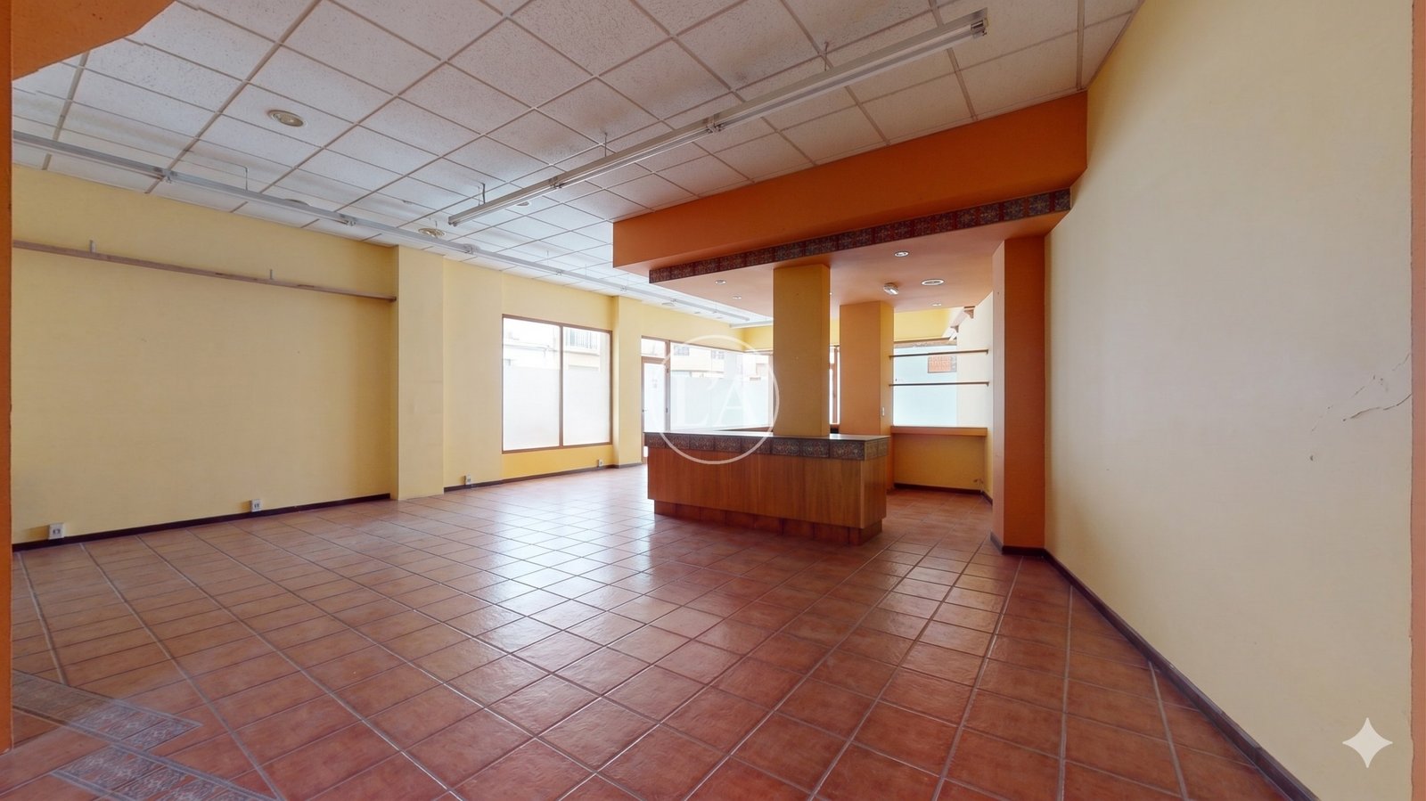 Local comercial en alquiler Cambrils espacio diáfano
