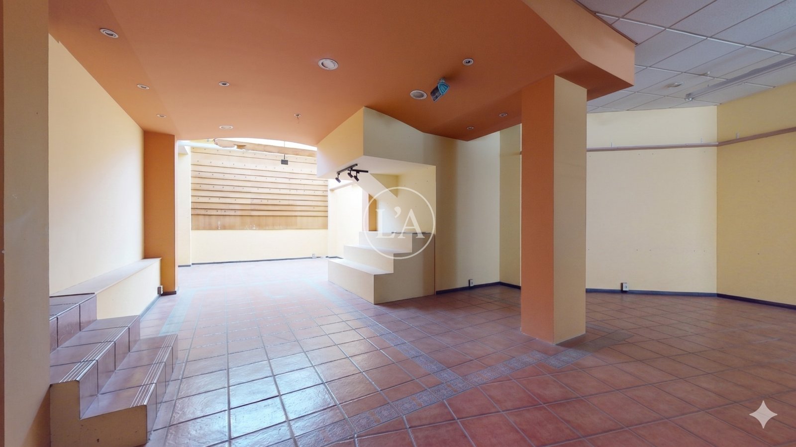 Local comercial en alquiler Cambrils suelo