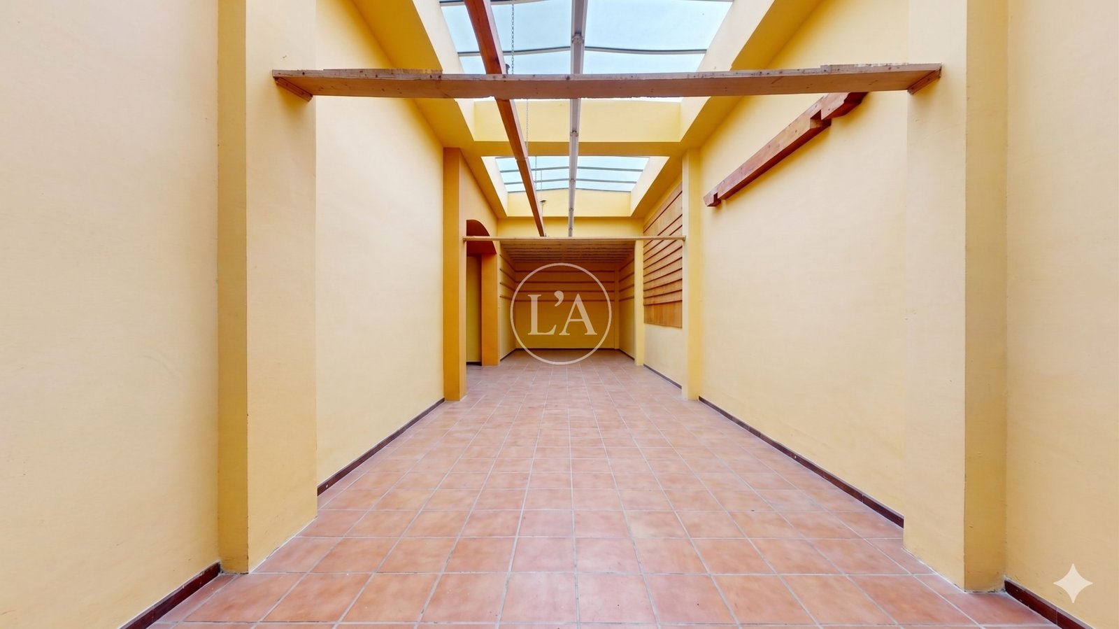 Local comercial en alquiler Cambrils espacio diáfano