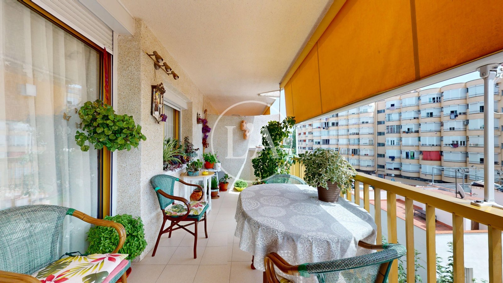 Apartamento en venta en La Pineda terraza