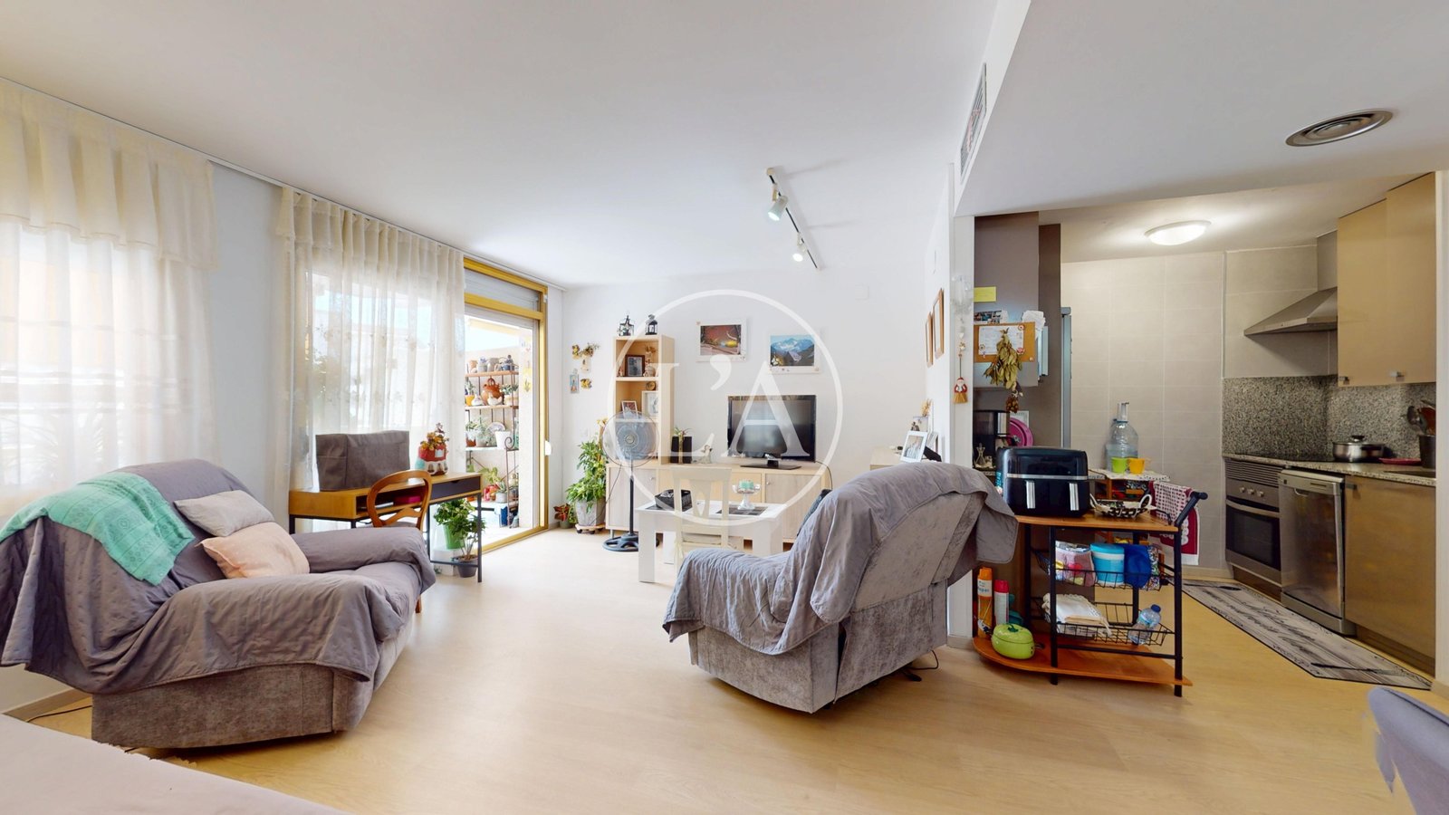 Apartamento en venta en La Pineda salón comedor