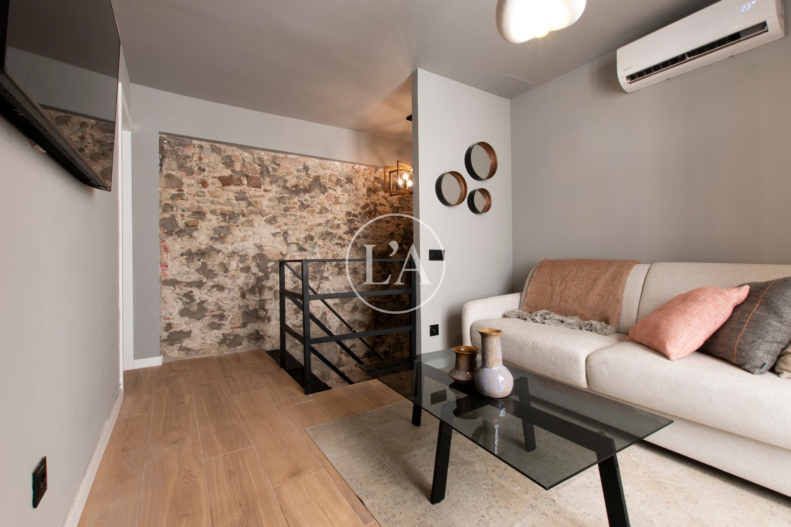 Casa reformada en la vila de Cambrils salón primera planta