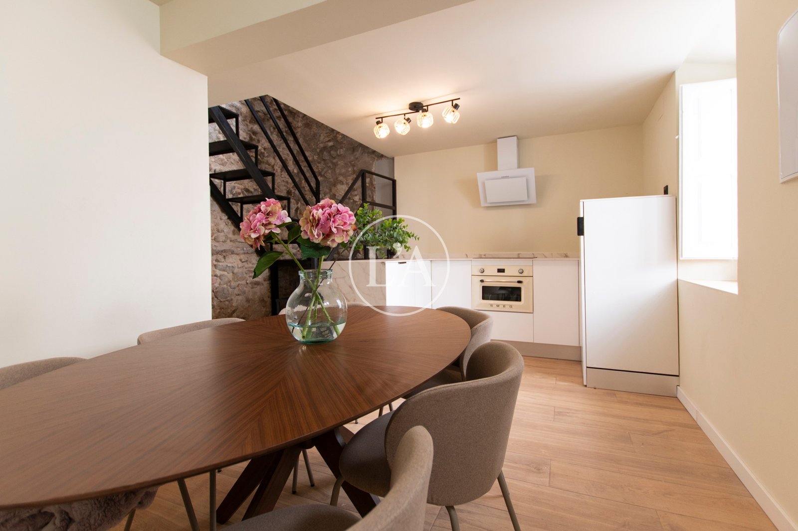Casa reformada en la vila de Cambrils vista comedor