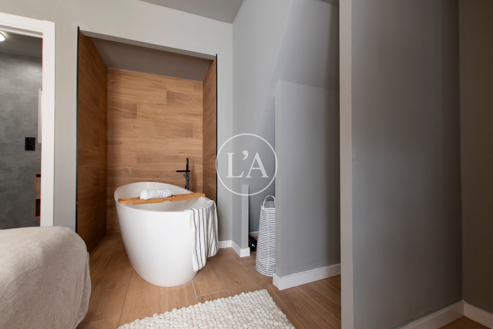Casa reformada en la vila de Cambrils bañera exenta