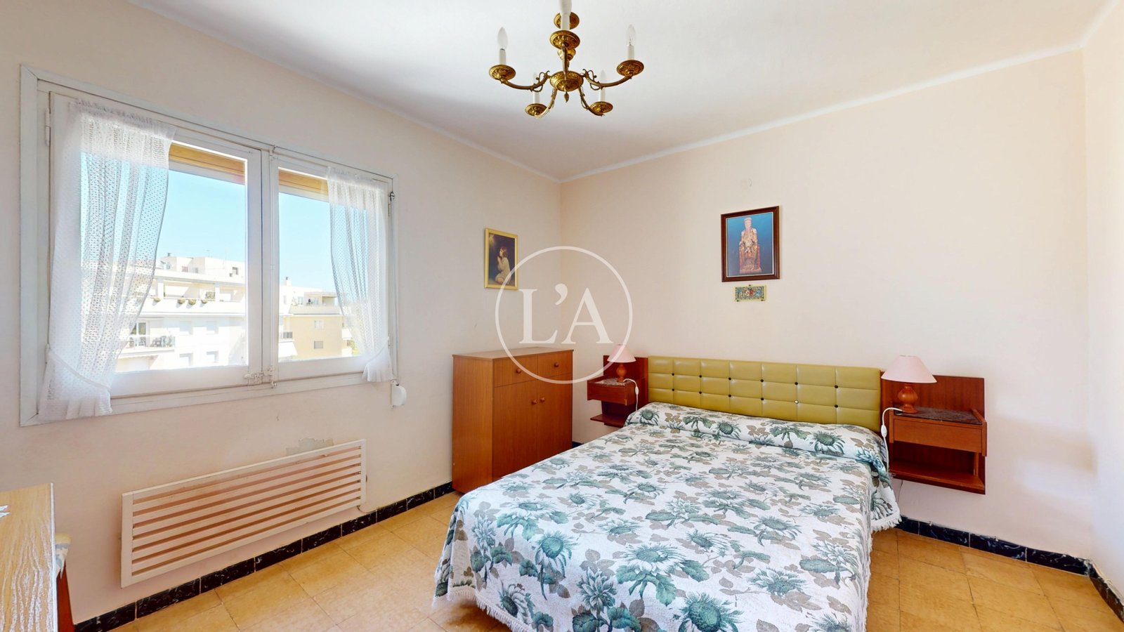 Apartamento ático en venta Horta de Santa Maria Cambrils entrada habitación
