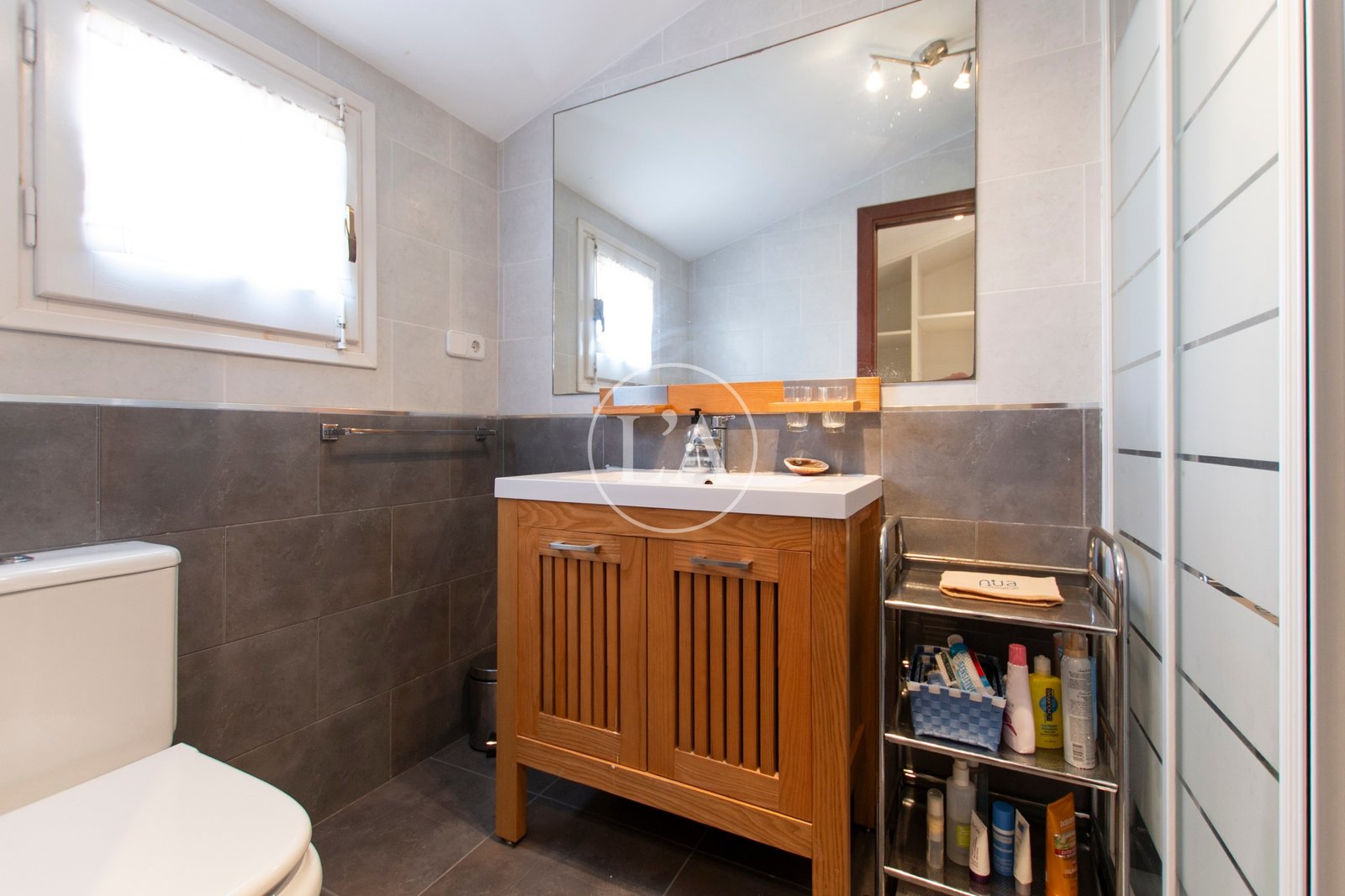 Casa unifamiliar con piscina en la Dorada Cambrils lavabo