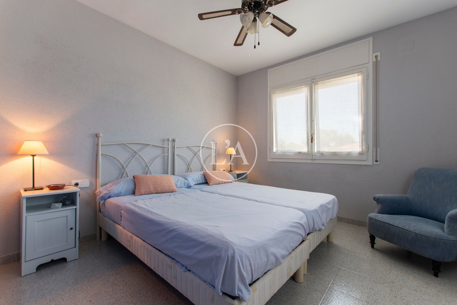Casa unifamiliar con piscina en la Dorada Cambrils ventilador
