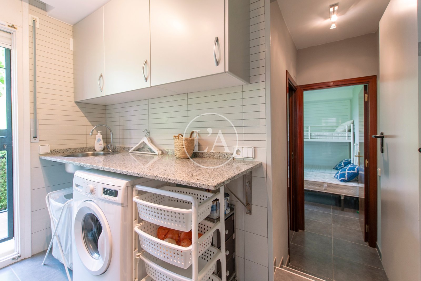 Casa unifamiliar con piscina en la Dorada Cambrils lavadero