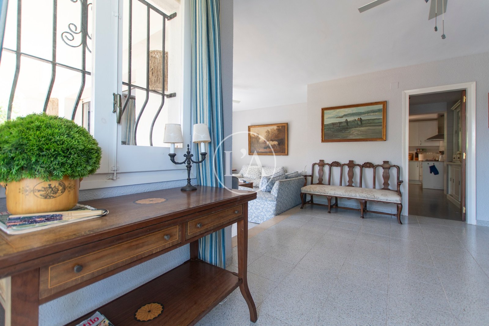 Casa unifamiliar con piscina en la Dorada Cambrils recibidor