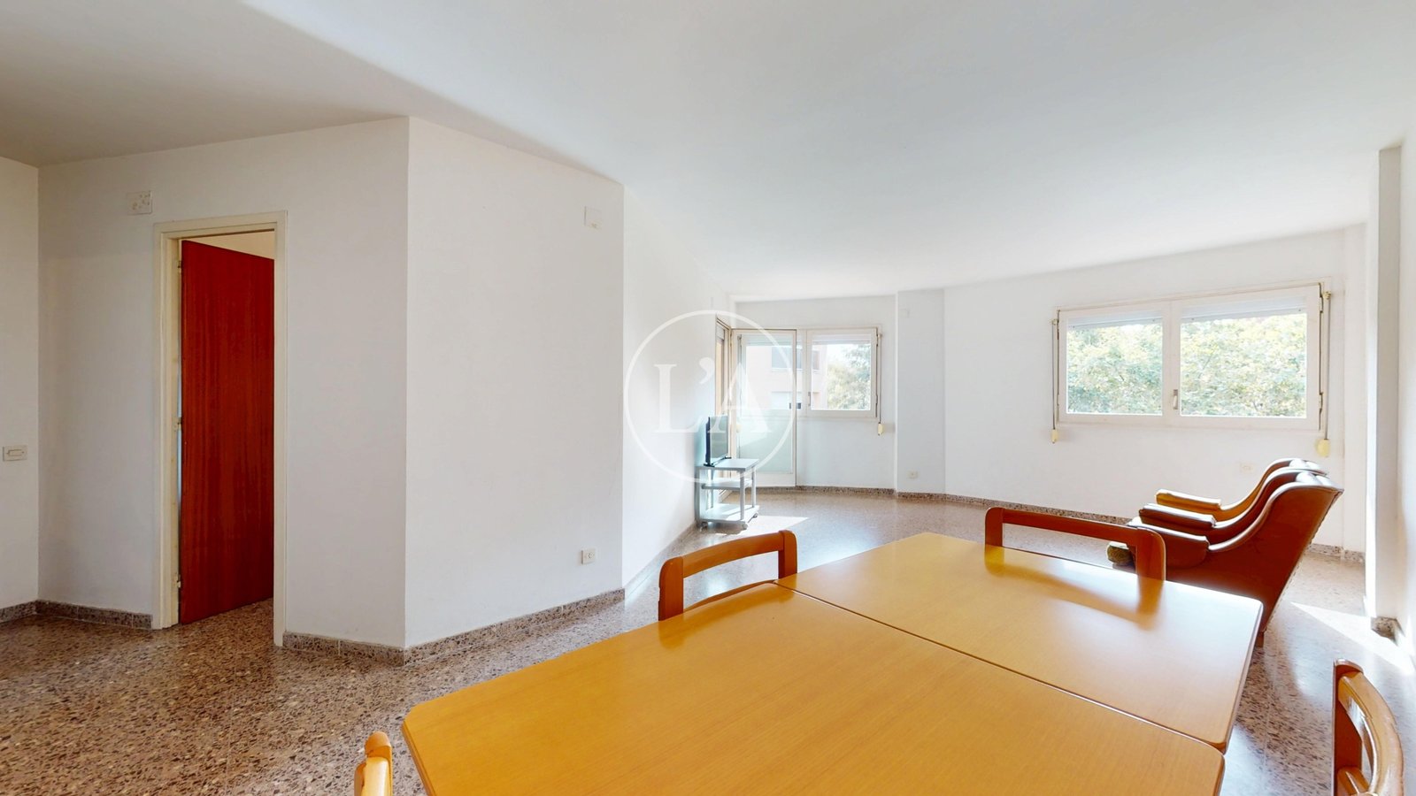 Piso de cuatro habitaciones en Cambrils comedor