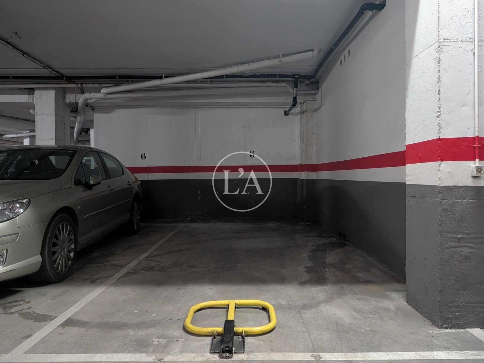 Piso de cuatro habitaciones en Cambrils parking