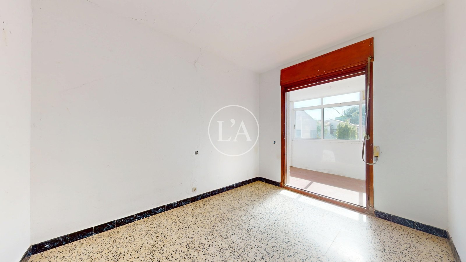 Apartamento para reformar en el Regueral, Cambrils – entrada dormitorio