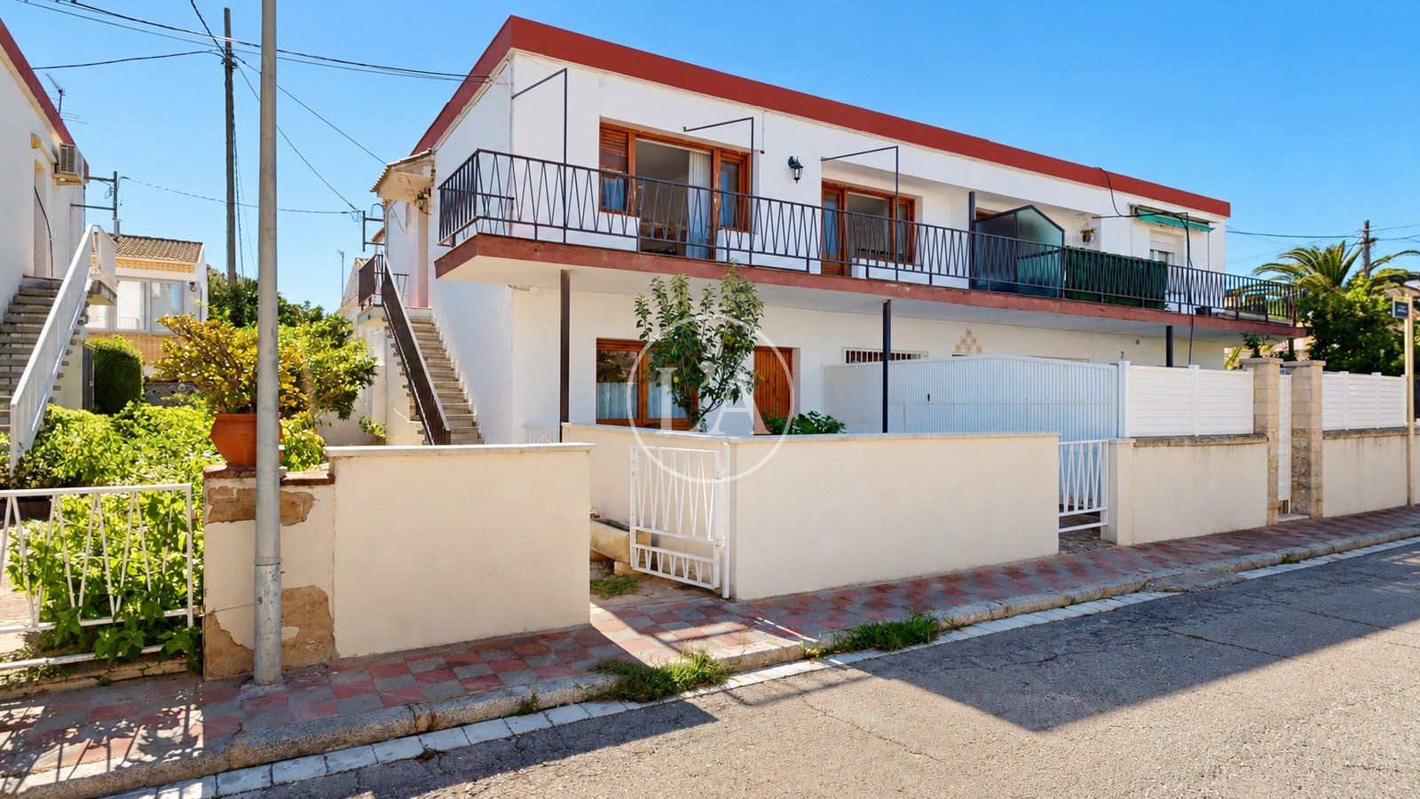 Apartamento para reformar en el Regueral, Cambrils – fachada
