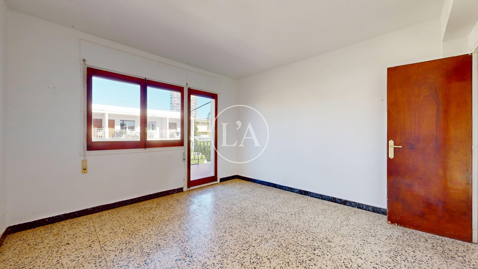 Apartamento para reformar en el Regueral, Cambrils – dormitorio principal