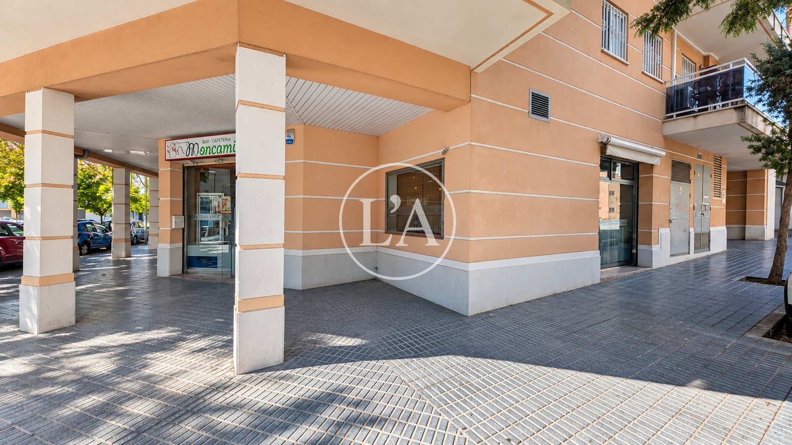 Bar cafetería en alquiler en avenida Baix Camp, Cambrils – vista porche