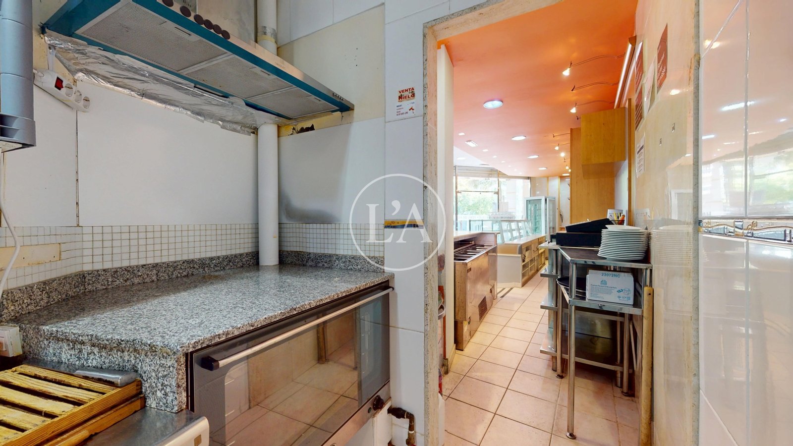 Bar cafetería en alquiler en avenida Baix Camp, Cambrils – salida de humos