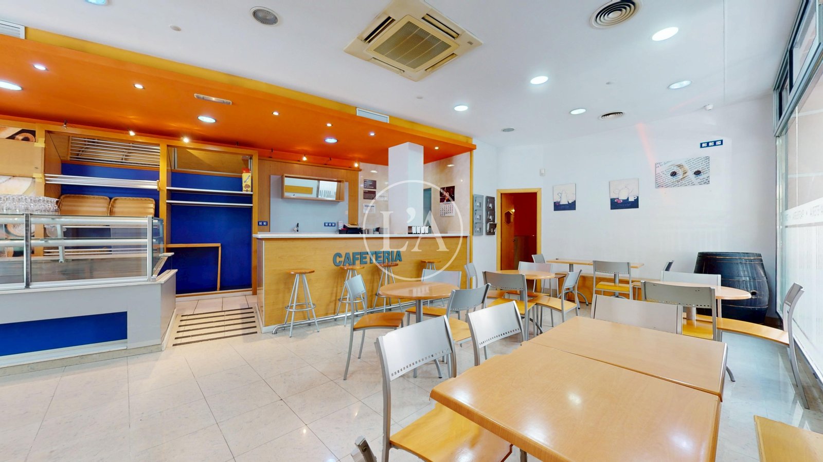 Bar cafetería en alquiler en avenida Baix Camp, Cambrils – gran comedor